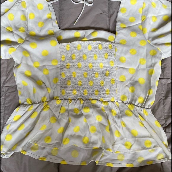 Blouse - Picture 2 of 3